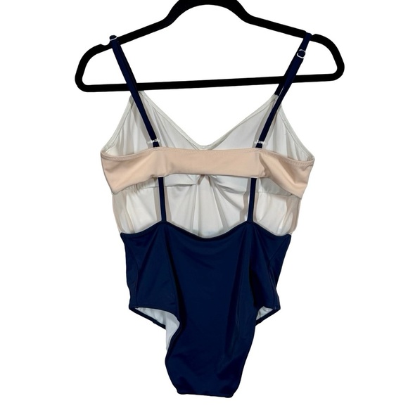 LIVELY Colorblock Ruched Low Back One-Piece Swimsuit Bathing Suit - Picture 9 of 14